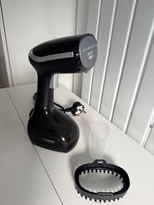 Tower CeraGlide Garment Steamer  Black