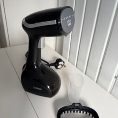 Tower CeraGlide Garment Steamer  Black