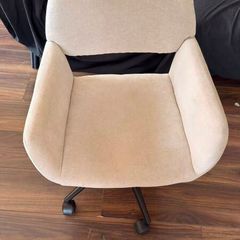 Office Chair Scandinavian Beige Fabric Swivel Adjustable Height and 5 Casters for Children Working at Home, Beige, 56.5x57.5x75-85cm