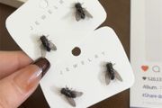 Funny Prank Flies Stud Earrings For Women Realistic Simulation Insect Small Fly Earrings Halloween Party Abstract Jewelry Gift Gifts