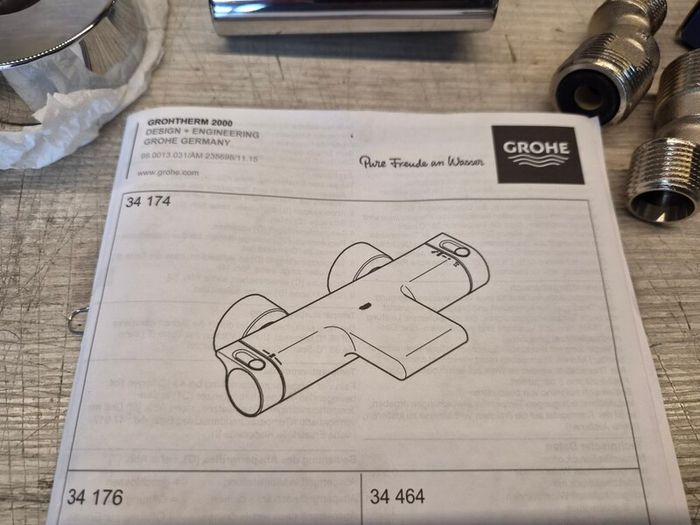 Grohe Grohtherm 2000 thermostatic bath and shower mixer tap