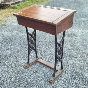 School Desk Cast Iron Legs KAS1305