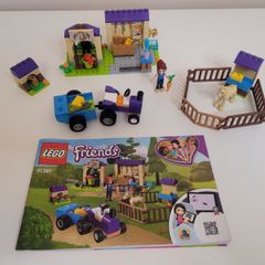 LEGO Friends Mia's Foal Stable 41361