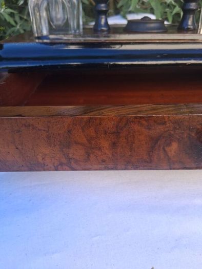 Victorian Burr Walnut Table Inkwell Stand
