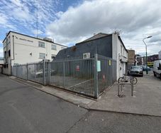 Sliding gates
