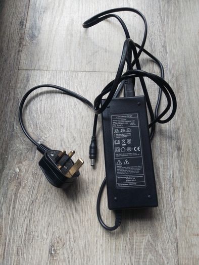 Carerra impel e-scooter charger wanted