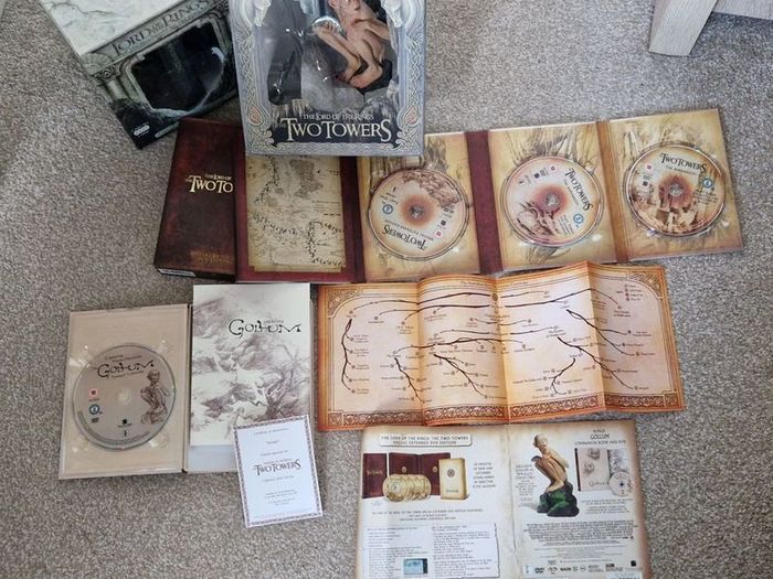 Lord of the Rings collectors DVD gift set