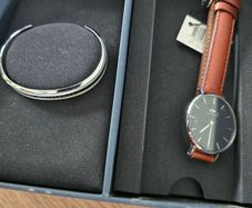 Daniel Wellington Women s Gift Set   Classic Watch  Matching Cuff Bracelet Brand New