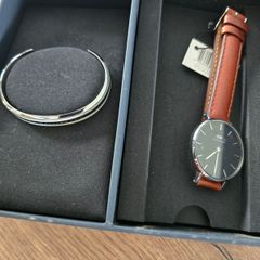 Daniel Wellington Women s Gift Set   Classic Watch  Matching Cuff Bracelet Brand New