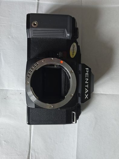 Pentax DLR Film camera ..... FOR PARTS ONLY. it may be possible to repair not used in 10 plus years... But clean & dry  storage area