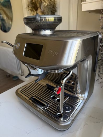 Sage Barista Impress Touch with full starter Kit