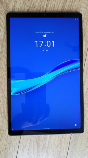lenovo Tab M10 FHD Plus  tablet + charging station