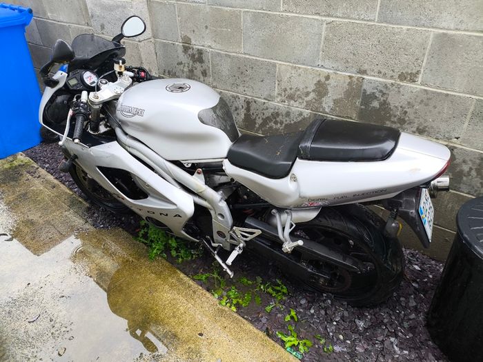 2002 Triumph