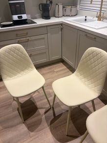 Set of 4 cream dining chairs