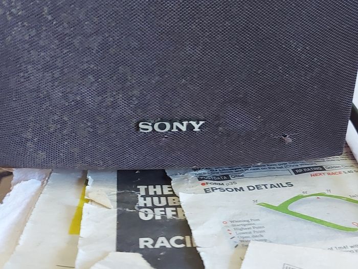 Sony Micro Hi-Fi Component System, Model CMT-CPX1, Radio, CD, Tape and Mini Disc, everything working fine except for the Tape Deck