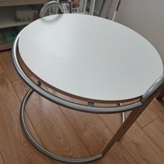 Coffee table/side table for sale