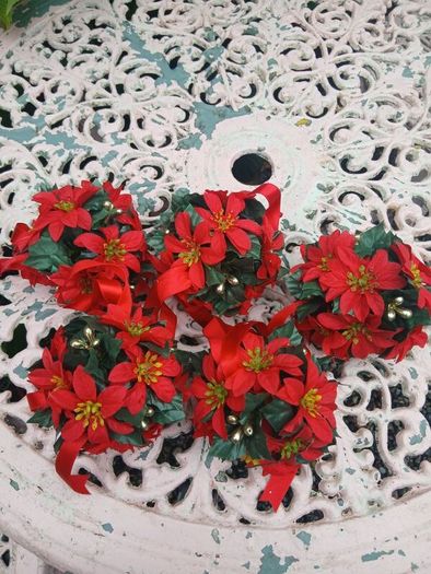 5 x Vintage Christmas Ponsettia Decorations