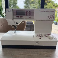 Pfaff Quilt Expression 2046 sewing machine