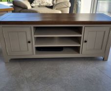 Tv unit