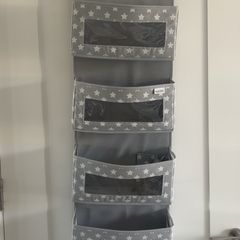Hanging organiser