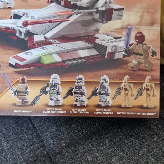 LEGO Star Wars  Republican Fighter Tank (75342) free shipping