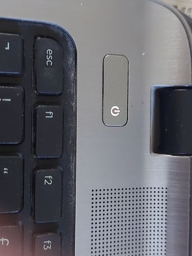 HP ProBook 455 G2AMD A8-7100 Radeon R5, 8 Compute Cores 4C + 4G, 1.8GHz, 12GB Ram, 500GB HD, Windows 10, Micosoft Edge, Chrome, and VLC