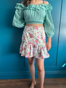 Rare London floral skirt. Size 10. BNWT