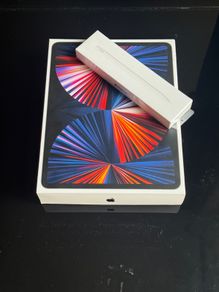 Apple iPad Pro 12.9 5th Generation - WIFI - Space Grey - M1 (And Apple Pencil)