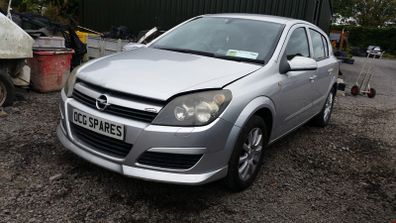 Opel / Vauxhall Astra 's x4 H 2004 to 2010 Parts @ OCG