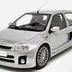 Renault Clio V6 Phase 1 2001 - 1/18 - NEW in BOX