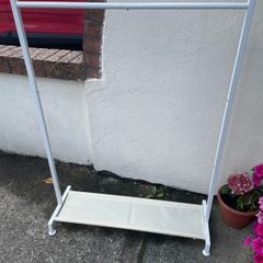 Kids Clothes Rail