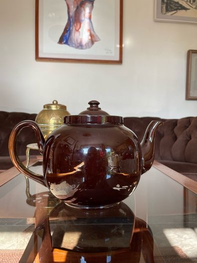 Fabulous Large Brown Betty Teapot by ALB