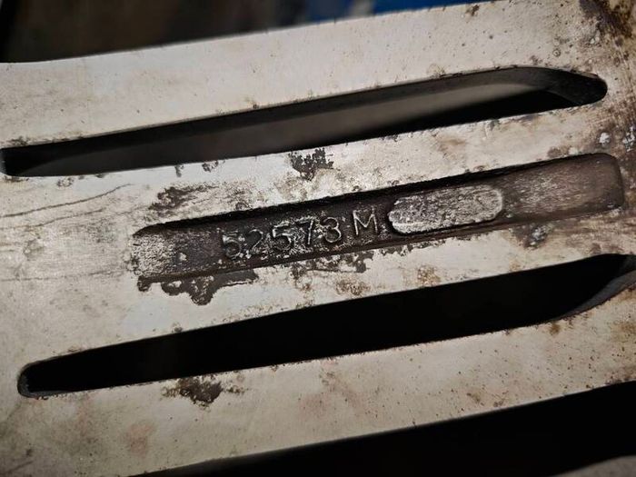 Audi R18 Rs6 "peeler"alloy