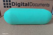 BT422 wireless Bluetooth speaker in excellent condition