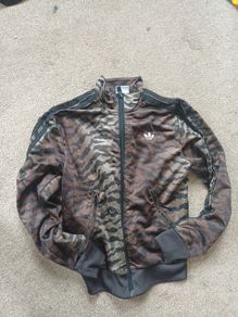 adidas tiger print boys top