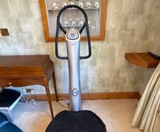 M5 Power Plate original machine
