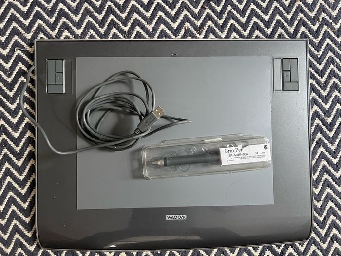 Wacom Intuos3 A4 Graphics Tablet (PTZ-930)