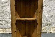 Vintage pine hanging corner shelf unit.