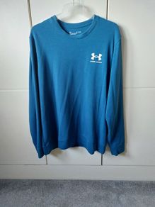 Under Armour original Authentic Jumper Mint condition