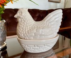 Vintage Mid Sized Cream Ceramic Hen on Nest Egg Keeper Storage Jar
