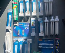 Selection of UNUSED light bulbs (Philips)