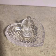 Hart Shape Crystal Ring Holder. No 31.