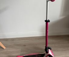 Scooter Pink