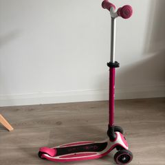 Scooter Pink