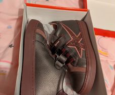 Garvalin size 11UK BNIB hi tops