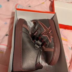 Garvalin size 11UK BNIB hi tops