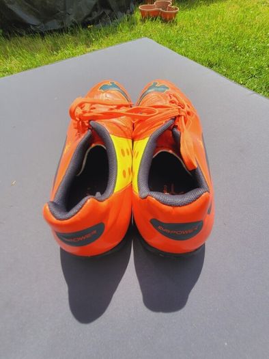 Football shoe Puma