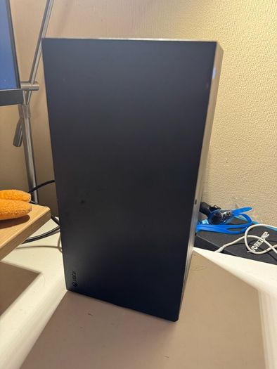 Xbox series x 1tb with controller