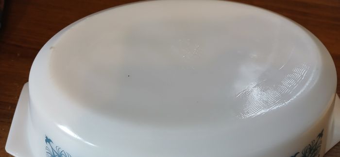 JAJ Pyrex Chelsea casserole dishes