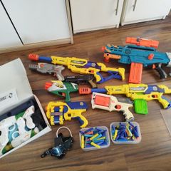 guns